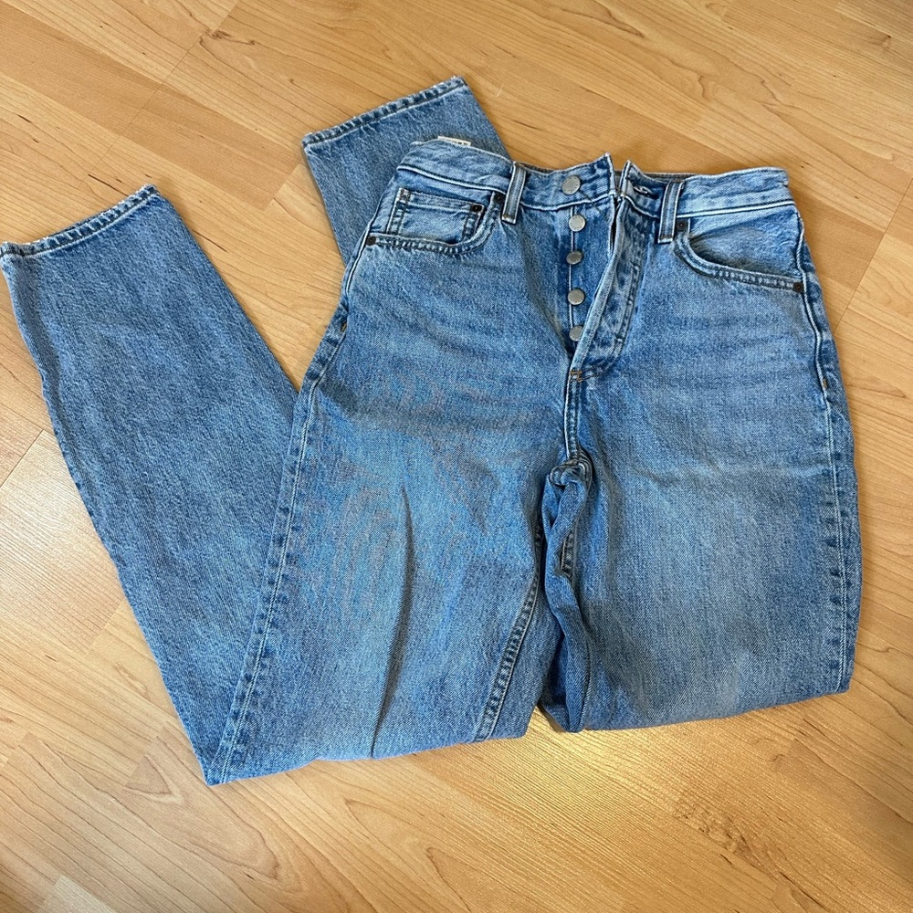 NEVER WORN - Aritzia Denim Forum Jeans